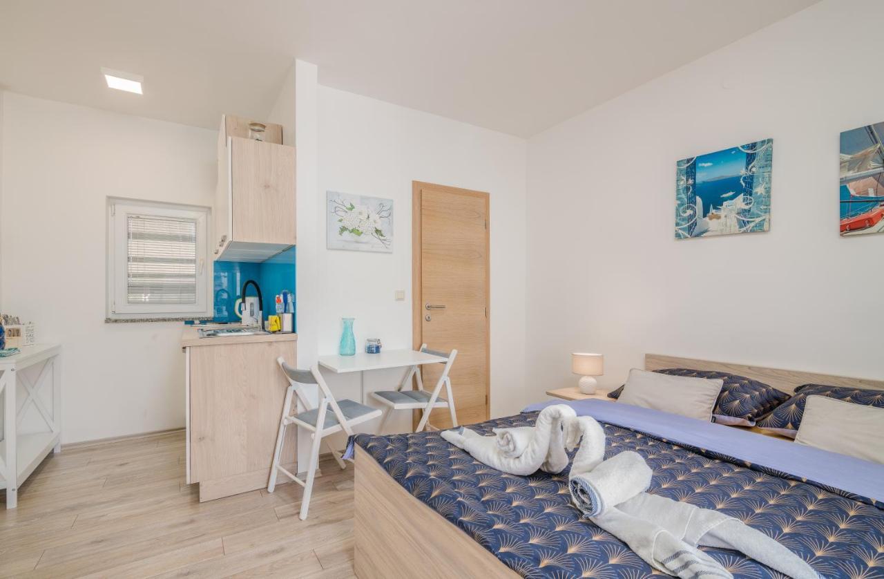 Apartment Stella Di Mare 2 Krk Town Buitenkant foto